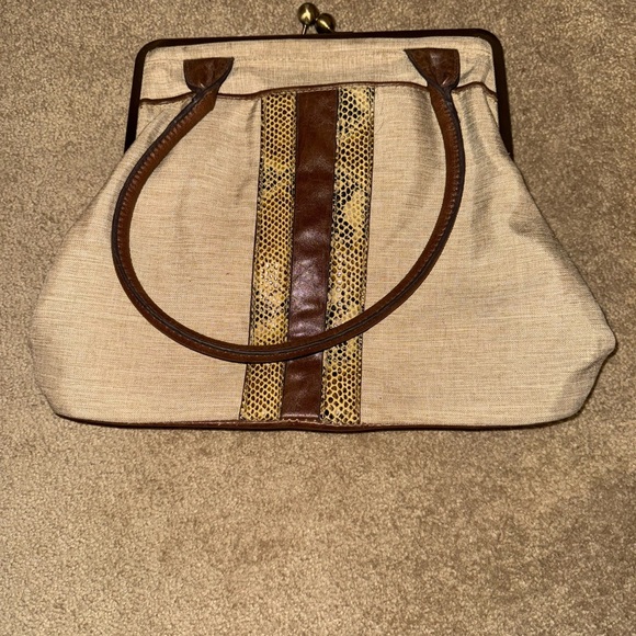 Bueno Retro Handbag with Snap Closure Boho - Picture 3 of 6